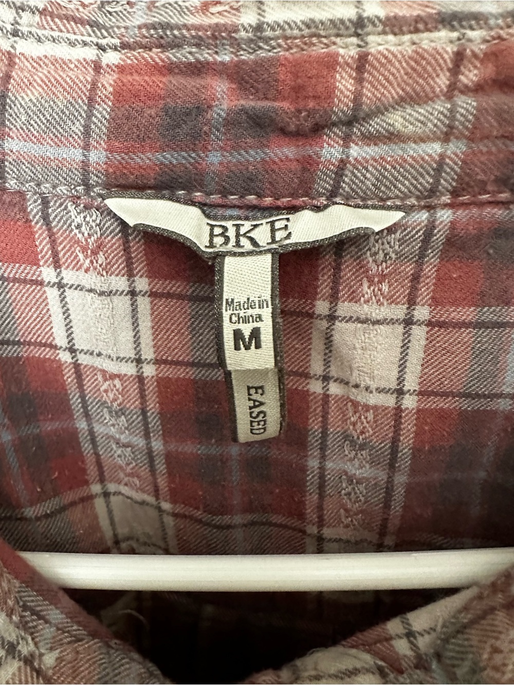 BKE Women's Plaid Button-Down Shirt in Mauve and White - Picture 2 of 2